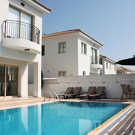 פרוטאראס Palm Tree Villas מראה חיצוני תמונה