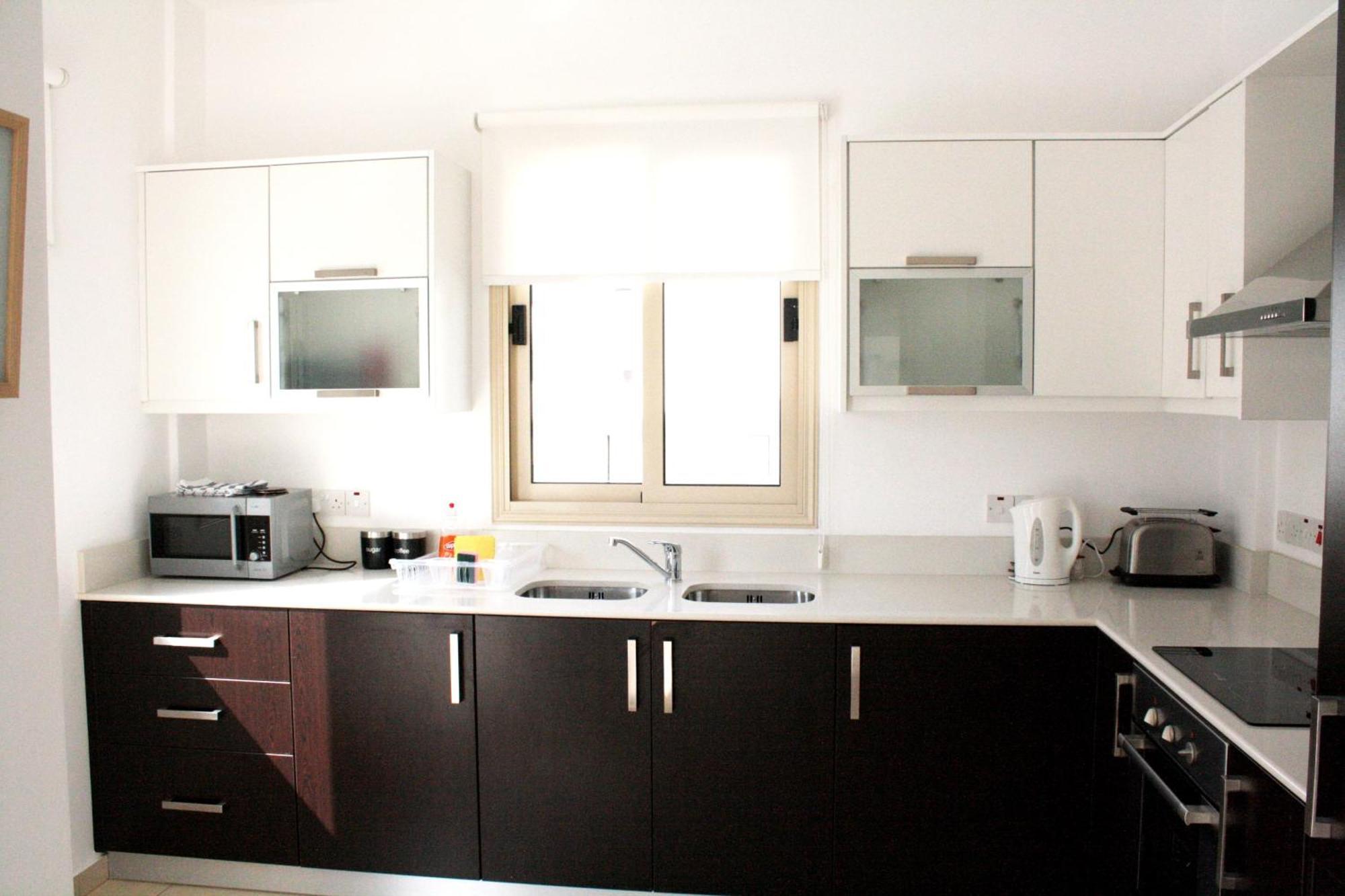 פרוטאראס Palm Tree Villas מראה חיצוני תמונה
