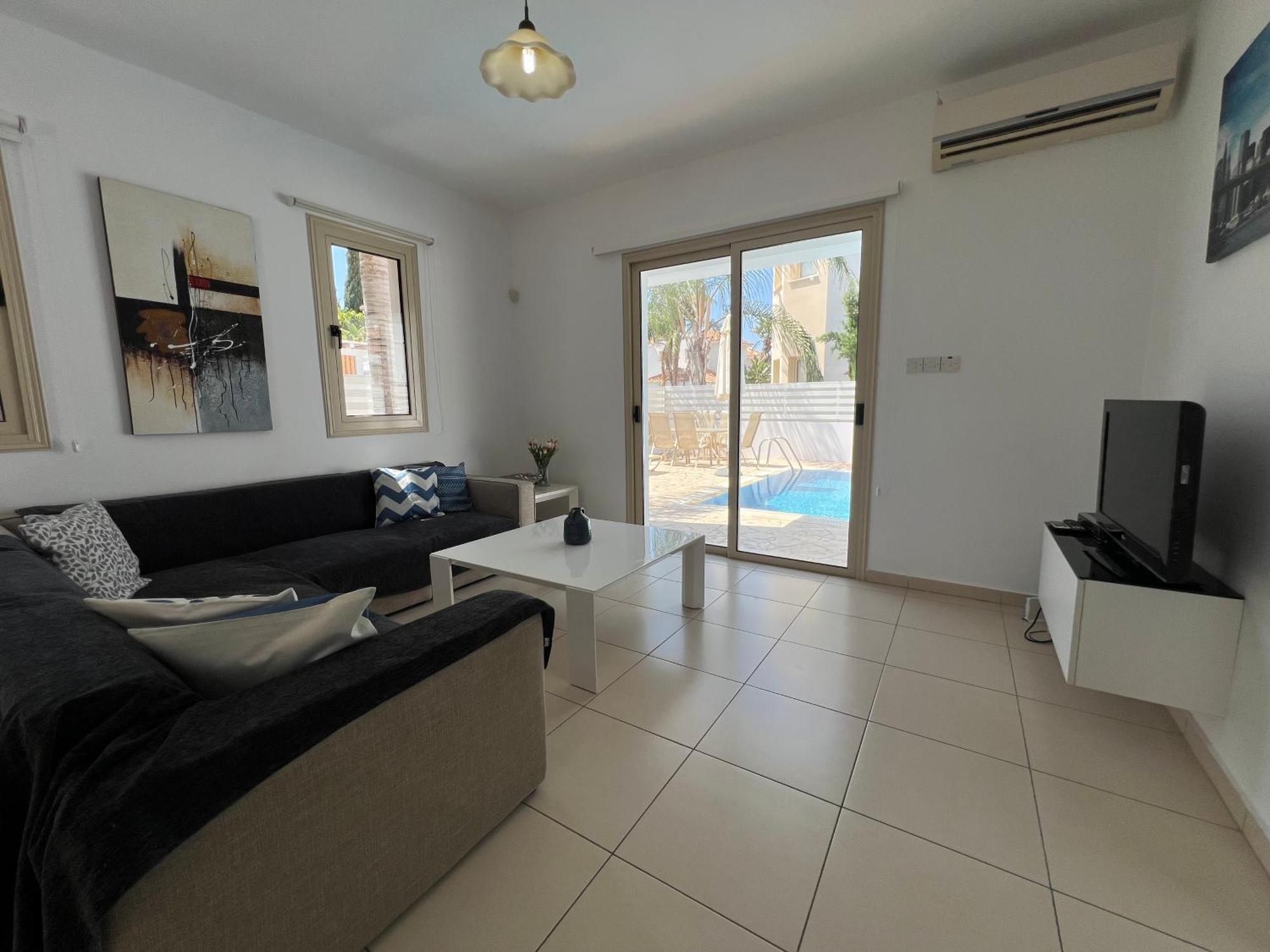 פרוטאראס Palm Tree Villas מראה חיצוני תמונה