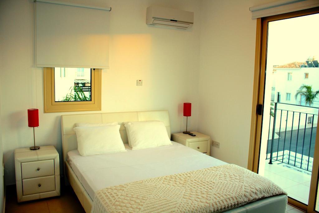פרוטאראס Palm Tree Villas חדר תמונה
